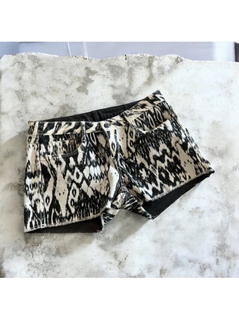 BLEULAB Reversible Printed Waxed Denim Shorts Sz 30